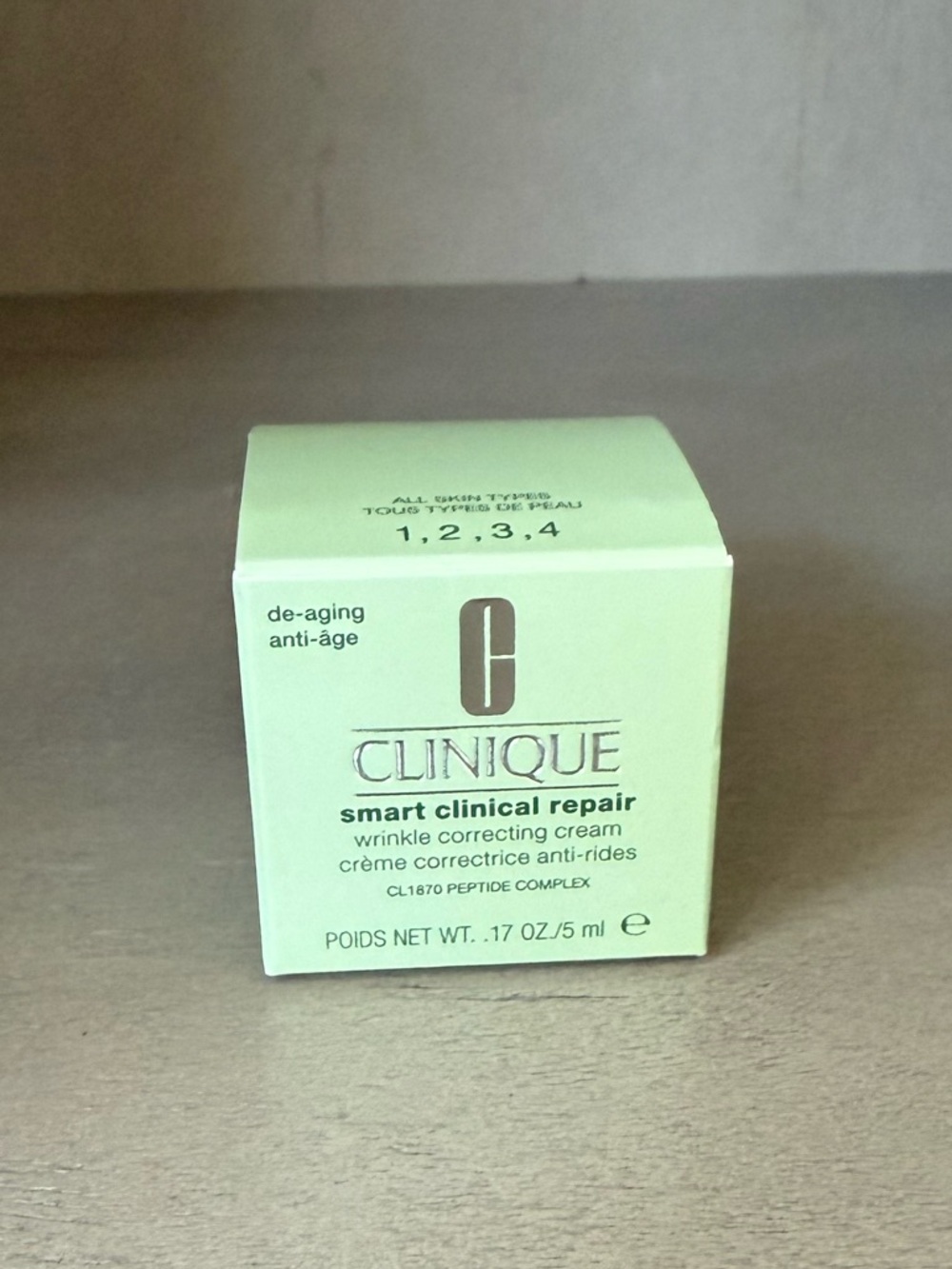 Clinique • Travel Size • anti-age Trio - Picture 3 of 4